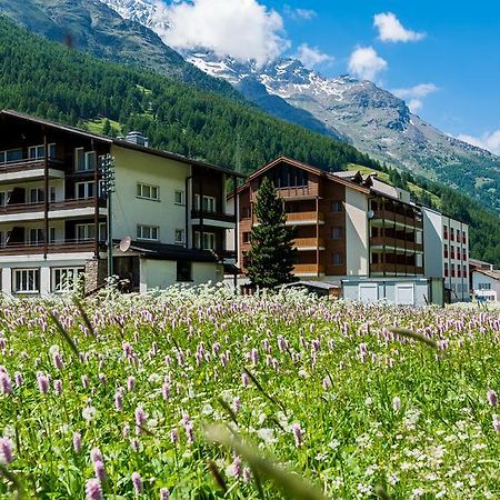 Apartments Atlas Saas-Grund Bagian luar foto